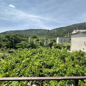 Bribir-Kuća sa garažom