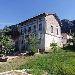 Bribir, kuća za adaptaciju sa pogledom na more