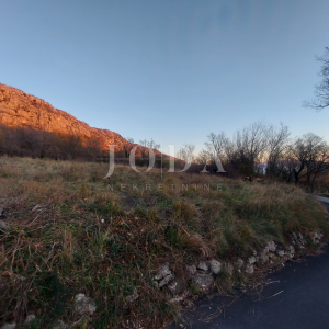 Bribir zemljište 1080 m2