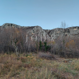 Bribir zemljište 1080 m2