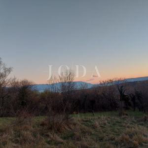 Bribir zemljište 1080 m2