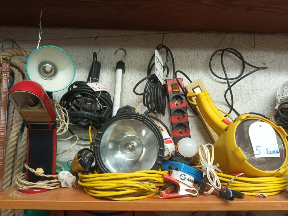 Brodski reflektor na 12 V