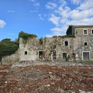 Buje – istarska kamena kuća s pogledom na more i krajolik