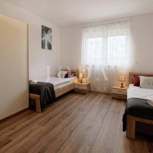 Buje, okolica, prekrasna kuća za odmor sa bazenom