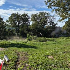 Buzet  . Gradjevinsko zemljište, 980 m2. Naseljeni dio mjesta.