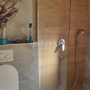 Cerovlje, okolica, istarska stancija sa dvije kuće i prostranom okućnicom