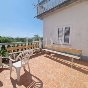 Crikvenica, apartmanska kuća sa prekrasnim pogledom