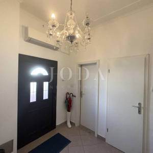 CRIKVENICA, centar, stan i studio apartman