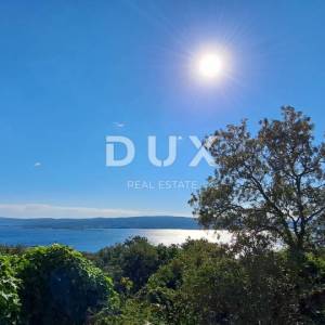CRIKVENICA - dvojna kuća s panoramskim pogledom na Krk i more