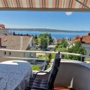 Crikvenica, dvosobni stan na vrhunskoj lokaciji sa parkingom