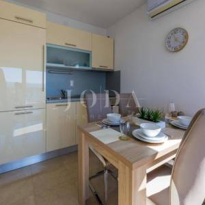 Crikvenica dvosobni stan sa garažom