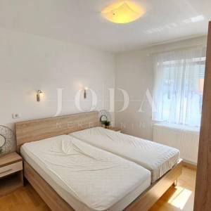 Crikvenica dvosobni stan sa garažom