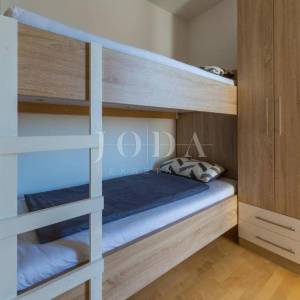 Crikvenica dvosobni stan sa garažom