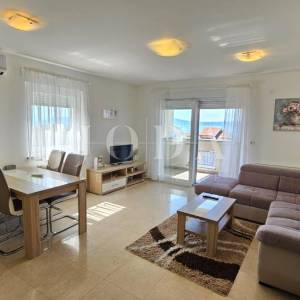 Crikvenica dvosobni stan sa garažom