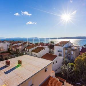 Crikvenica,  etaža vile sa panoramskim pogledom 