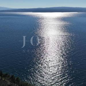 Crikvenica, građevinsko zemljište turističke namjene prvi red do mora 
