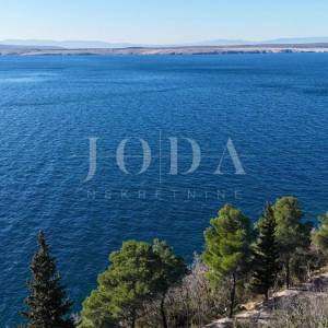 Crikvenica, građevinsko zemljište turističke namjene prvi red do mora 