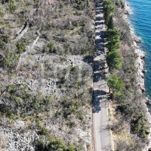 Crikvenica, građevinsko zemljište turističke namjene prvi red do mora 
