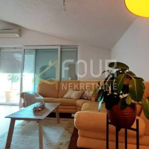 Crikvenica, Jadranovo, 2s+db, 66.64m2, lođa 