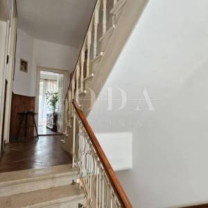 Crikvenica kuća 1.red do mora na šetnici