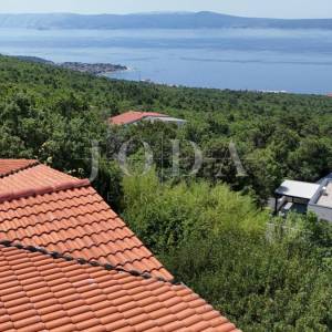 Crikvenica, kuća na mirnoj lokaciji sa panoramskim pogledom 