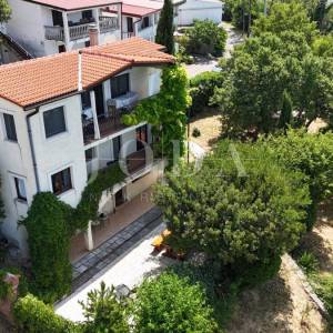 Crikvenica, kuća na mirnoj lokaciji sa panoramskim pogledom 