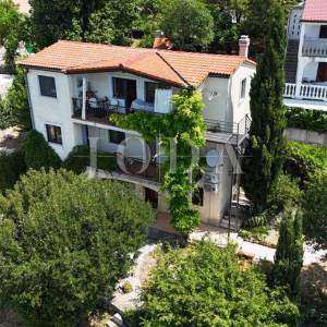 Crikvenica, kuća na mirnoj lokaciji sa panoramskim pogledom 