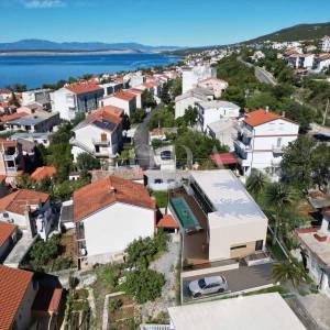 Crikvenica kuća ,novogradnja ispod magistrale
