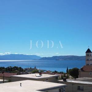 Crikvenica kuća ,novogradnja ispod magistrale
