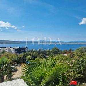 Crikvenica, kuća sa bazenom i lijepim pogledom
