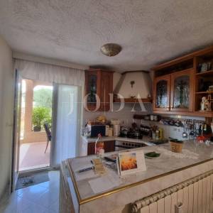 Crikvenica, kuća sa četiri stana i garažom