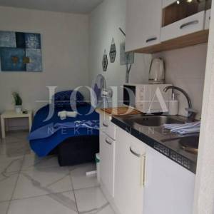 Crikvenica, kuća u centru sa četiri parkirna mjesta