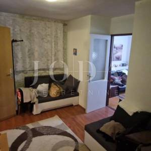 Crikvenica, kuća uz more, idealna prilika za renovaciju u drugom redu