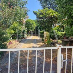 Crikvenica, kuća uz more, idealna prilika za renovaciju u drugom redu