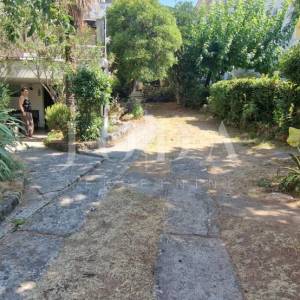 Crikvenica, kuća uz more, idealna prilika za renovaciju u drugom redu