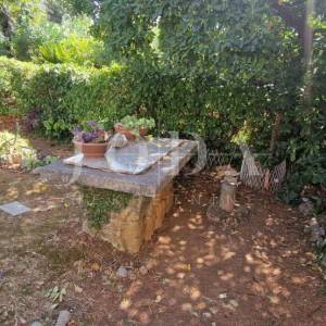 Crikvenica, kuća uz more, idealna prilika za renovaciju u drugom redu
