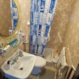 Crikvenica, kuća uz more, idealna prilika za renovaciju u drugom redu