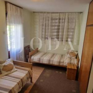 Crikvenica, kuća uz more, idealna prilika za renovaciju u drugom redu