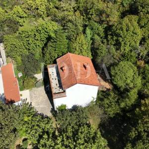 Crikvenica, lijepa kuća na mirnoj lokaciji