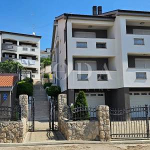 Crikvenica namješten stan