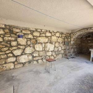 Crikvenica, obnovljena kuća u zaleđu