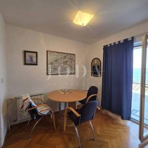 Crikvenica, stan 50m od  mora sa prekrasnim pogledom