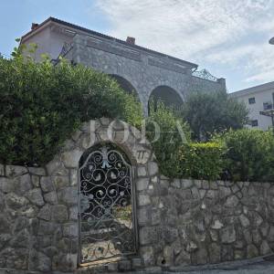 Crikvenica, stan 50m od  mora sa prekrasnim pogledom