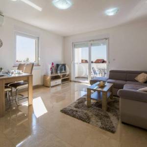 Crikvenica stan sa garažom