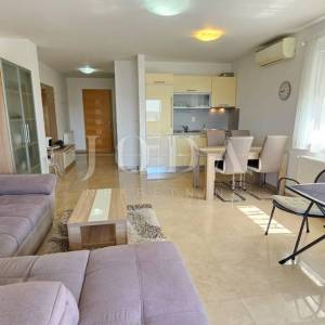 Crikvenica stan sa garažom