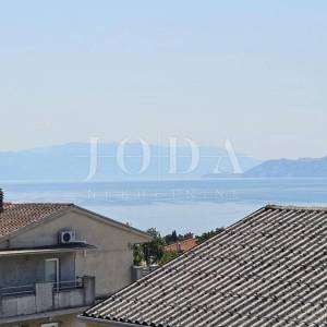 Crikvenica stan sa pogledom i parkingom