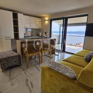 Crikvenica stan sa velikom terasom
