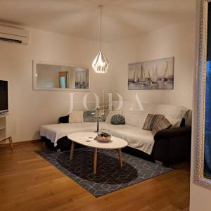 Crikvenica, stan u prizemlju na odličnoj lokaciji