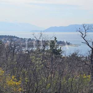 Crikvenica teren s pravomoćnom građevinskom dozvolom