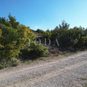 Crikvenica teren s pravomoćnom građevinskom dozvolom